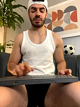 Snapshot of AxelThompson_ chatting on 27, 11, 2025 AxelThompson online show from 27, 11, 2025