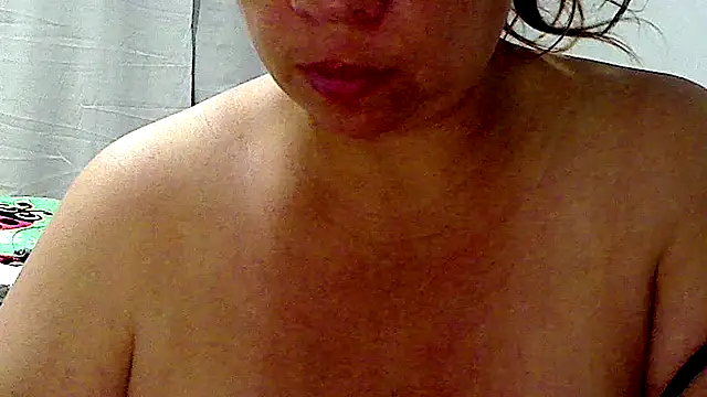 luciana69hot online show from 2, 12, 2025