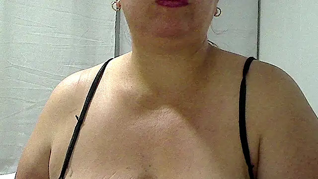 luciana69hot online show from 13, 4, 2026