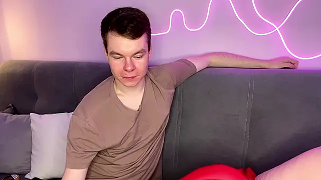 julielourens online show from 18, 10, 2025