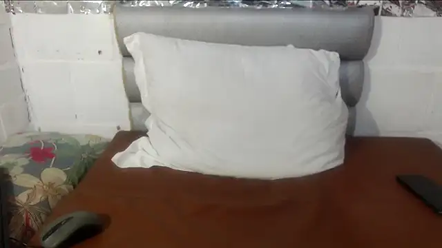 rose-crystal online show from 25, 10, 2025