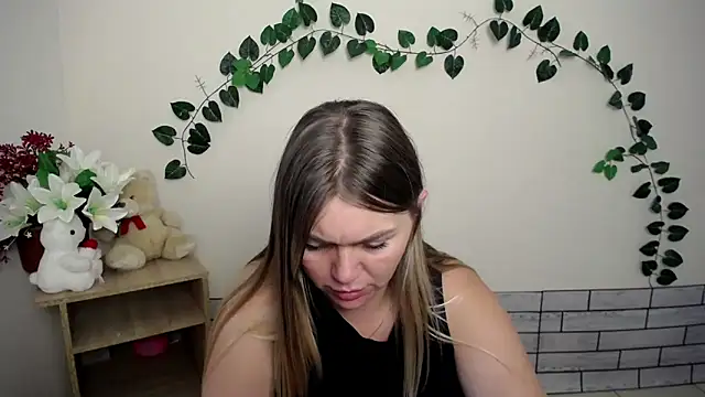 Snapshot of Magic_Katarina_ chatting on 11, 9, 2025 Magic Katarina online show from 11, 9, 2025