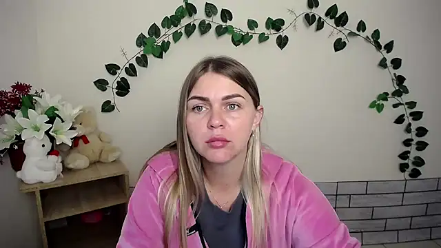 Snapshot of Magic_Katarina_ chatting on 15, 9, 2025 Magic Katarina online show from 15, 9, 2025