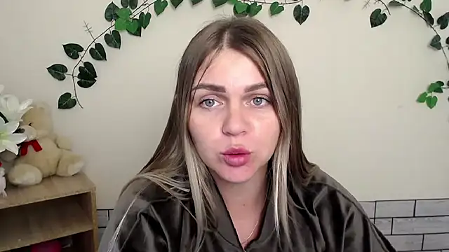 Snapshot of Magic_Katarina_ chatting on 3, 10, 2025 Magic Katarina online show from 3, 10, 2025