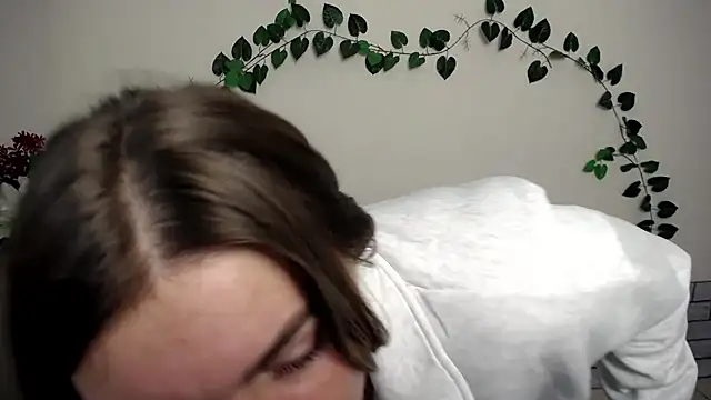 Snapshot of Magic_Katarina_ chatting on 7, 10, 2025 Magic Katarina online show from 7, 10, 2025