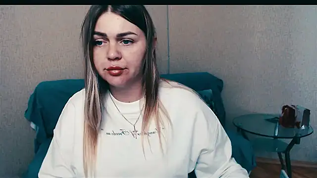 Snapshot of Magic_Katarina_ chatting on 23, 10, 2025 Magic Katarina online show from 23, 10, 2025