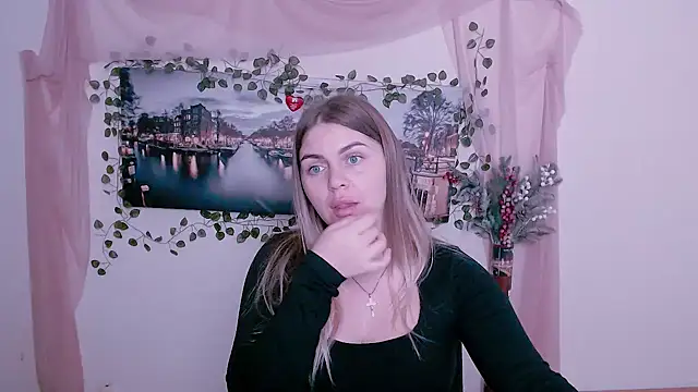 Snapshot of Magic_Katarina_ chatting on 7, 11, 2025 Magic Katarina online show from 7, 11, 2025