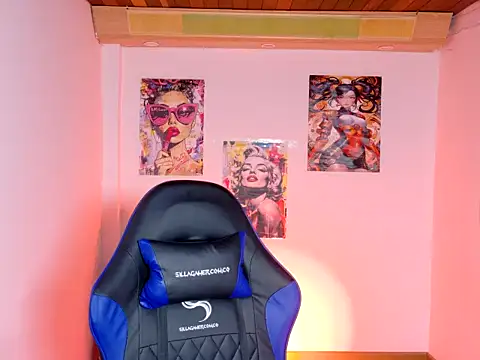 Snapshot of DOBLEWYOSK69G chatting on 9, 2, 2026 DOBLEWYOSK69G online show from 9, 2, 2026