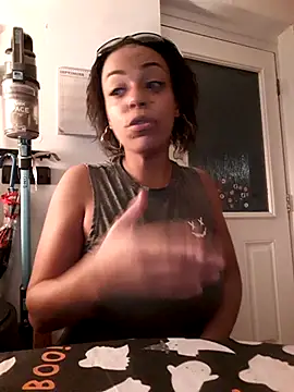 Lusty Lexi90 online show from 22, 10, 2025