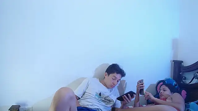 Aria Arthur online show from 8, 11, 2025