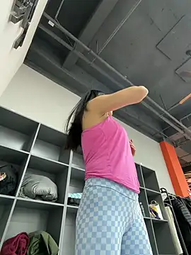 Ninazhang online show from 1, 2, 2026