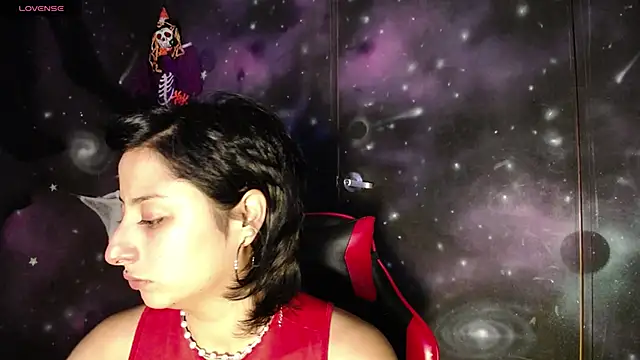 CristaldelLeon s online show from 20, 10, 2025