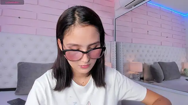 abby-joule online show from 12, 11, 2025