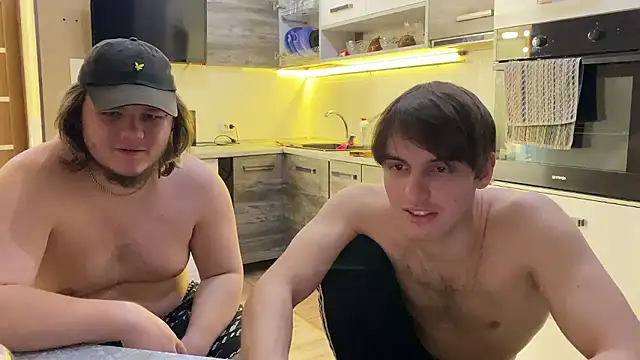 Snapshot of elliot_scott chatting on 7, 1, 2026 elliot scott online show from 7, 1, 2026