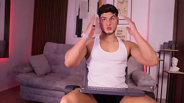 Snapshot of DaviesBrown chatting on 24, 9, 2025 DaviesBrown online show from 24, 9, 2025