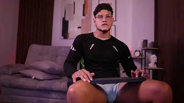 Snapshot of DaviesBrown chatting on 15, 1, 2026 DaviesBrown online show from 15, 1, 2026