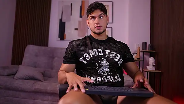 Snapshot of DaviesBrown chatting on 27, 2, 2026 DaviesBrown online show from 27, 2, 2026