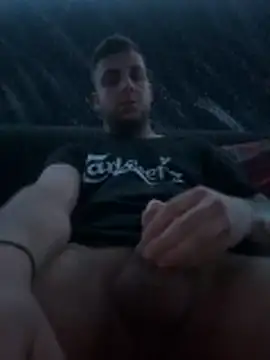 Snapshot of 20cmdicazzo chatting on 7, 11, 2025 20cmdicazzo online show from 7, 11, 2025