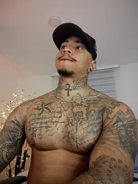 Snapshot of David_tatto1 chatting on 23, 9, 2025 David tatto1 online show from 23, 9, 2025