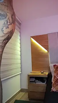 Snapshot of David_tatto1 chatting on 19, 11, 2025 David tatto1 online show from 19, 11, 2025