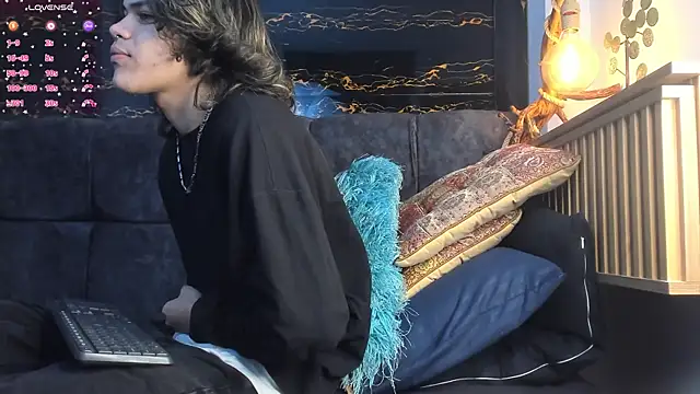 Diamond twink online show from 27, 11, 2025