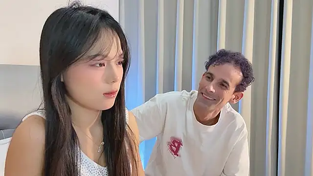 Snapshot of 19cmfuck18girl chatting on 8, 11, 2025 19cmfuck18girl online show from 8, 11, 2025