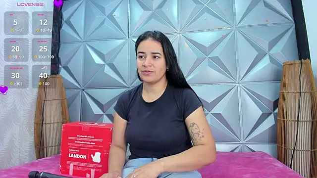 Snapshot of GreciaFox1 chatting on 19, 11, 2025 GreciaFox1 online show from 19, 11, 2025