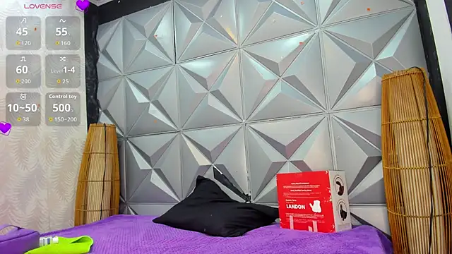 Snapshot of GreciaFox1 chatting on 25, 11, 2025 GreciaFox1 online show from 25, 11, 2025