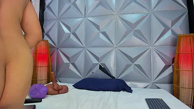 Snapshot of GreciaFox1 chatting on 28, 11, 2025 GreciaFox1 online show from 28, 11, 2025