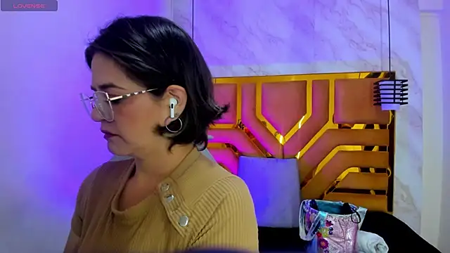 Luciifeer  online show from 15, 10, 2025