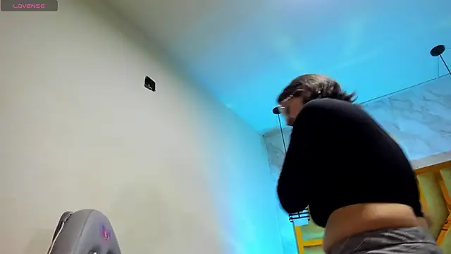 Luciifeer  online show from 5, 1, 2026