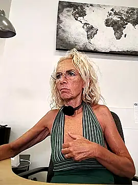clarabell4 online show from 8, 7, 2026