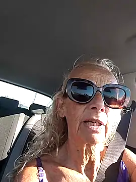 clarabell4 online show from 9, 7, 2026
