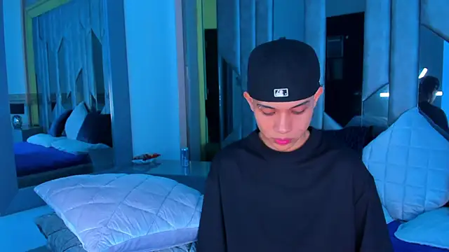 Snapshot of Sebax_Young chatting on 16, 9, 2025 Sebax Young online show from 16, 9, 2025