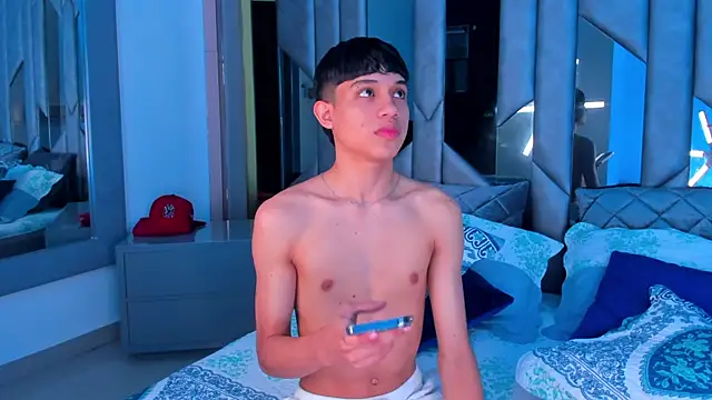 Snapshot of Sebax_Young chatting on 18, 9, 2025 Sebax Young online show from 18, 9, 2025