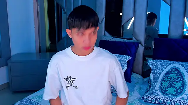 Snapshot of Sebax_Young chatting on 21, 9, 2025 Sebax Young online show from 21, 9, 2025