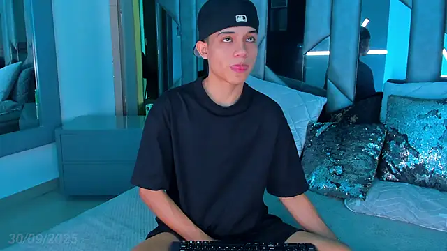 Snapshot of Sebax_Young chatting on 30, 9, 2025 Sebax Young online show from 30, 9, 2025