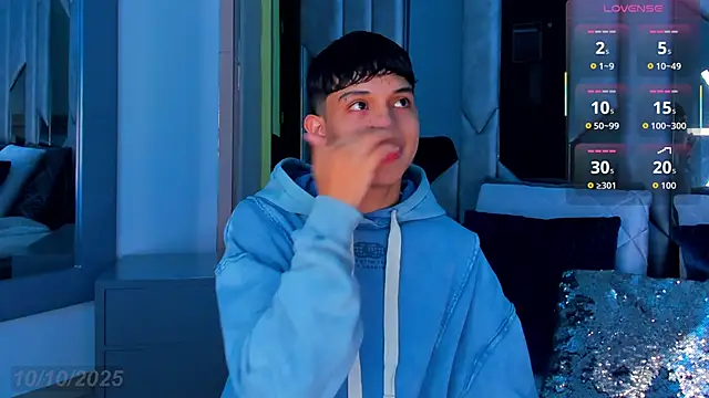 Snapshot of Sebax_Young chatting on 10, 10, 2025 Sebax Young online show from 10, 10, 2025