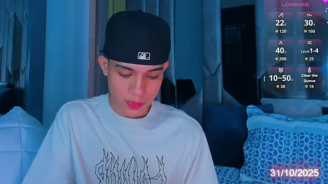 Snapshot of Sebax_Young chatting on 31, 10, 2025 Sebax Young online show from 31, 10, 2025