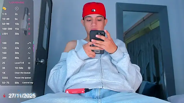 Snapshot of Sebax_Young chatting on 27, 11, 2025 Sebax Young online show from 27, 11, 2025