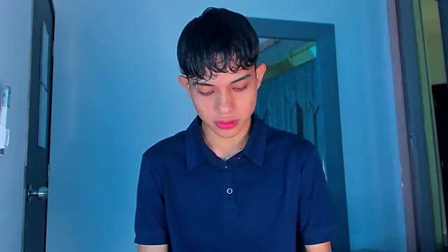 Snapshot of Sebax_Young chatting on 28, 11, 2025 Sebax Young online show from 28, 11, 2025