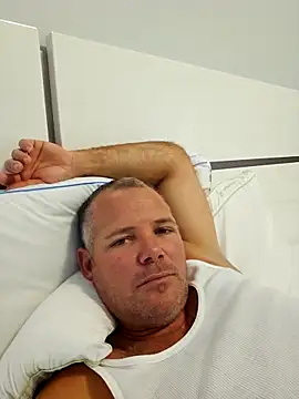 Snapshot of cubanitofeliz40 chatting on 30, 11, 2025 cubanitofeliz40 online show from 30, 11, 2025