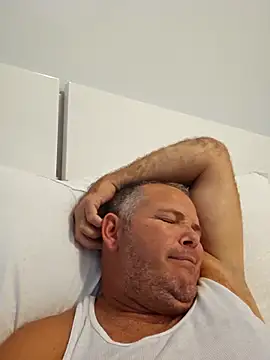 Snapshot of cubanitofeliz40 chatting on 2, 12, 2025 cubanitofeliz40 online show from 2, 12, 2025