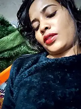 cute radhikaa online show from 14, 1, 2026