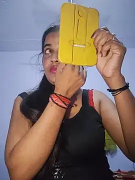 Snapshot of cute_radhikaa chatting on 15, 7, 2026 cute radhikaa online show from 15, 7, 2026