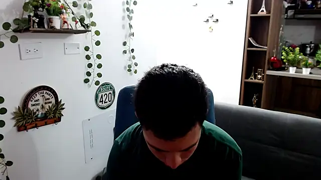 Snapshot of santii_ss chatting on 20, 3, 2026 santii ss online show from 20, 3, 2026