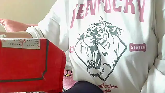 Snapshot of sexy_tettona chatting on 29, 10, 2025 sexy tettona online show from 29, 10, 2025