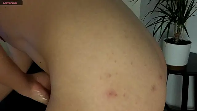 NoFace Model online show from 9, 10, 2025