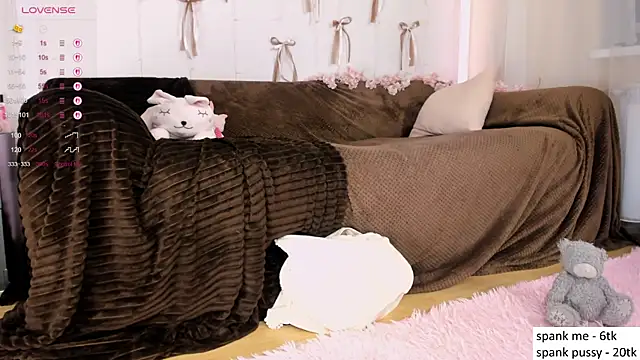 jenniekitty online show from 12, 10, 2025