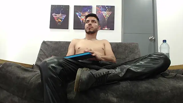 mackdaniels online show from 12, 2, 2026